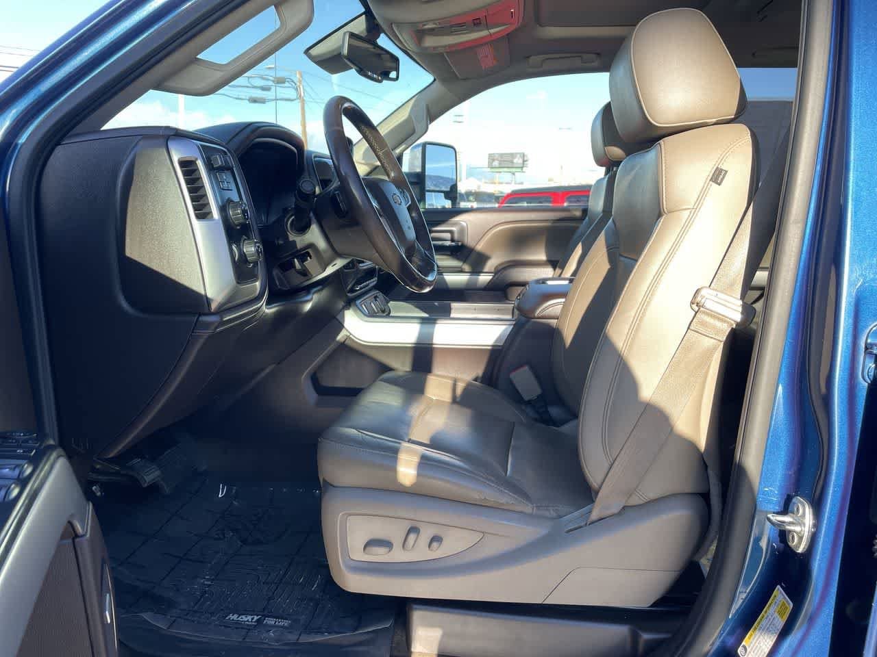 Thumbnail: 2015 Chevrolet Silverado 2500 - 9