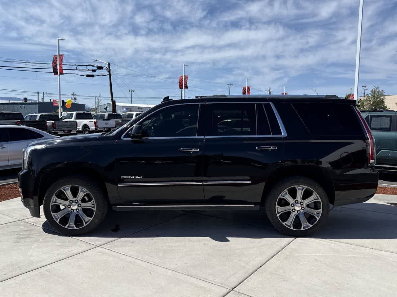Thumbnail: 2015 GMC Yukon - 2