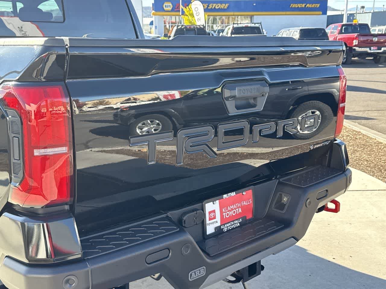 Thumbnail: 2025 Toyota Tacoma - 9