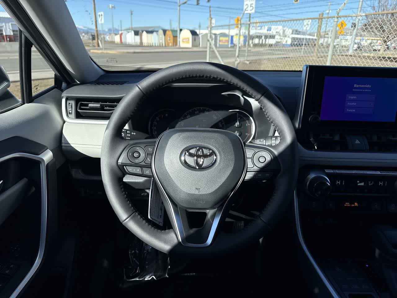 Thumbnail: 2025 Toyota RAV4 - 17