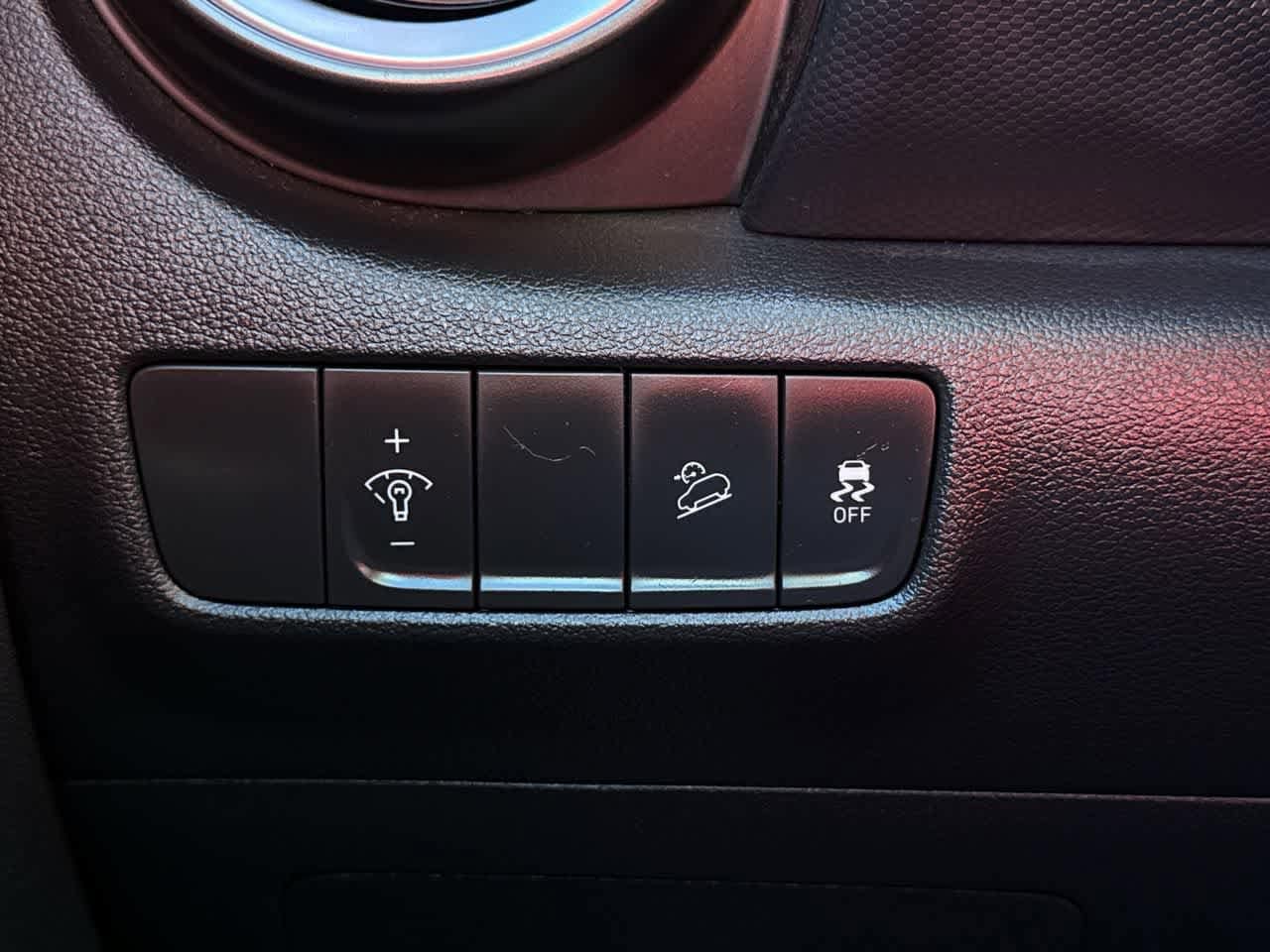 Thumbnail: 2023 Hyundai Kona - 21