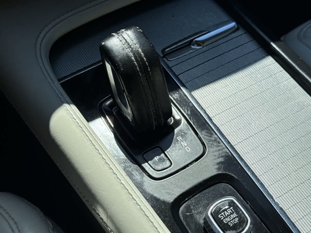 2020 Volvo XC90 R-Design - Photo 20
