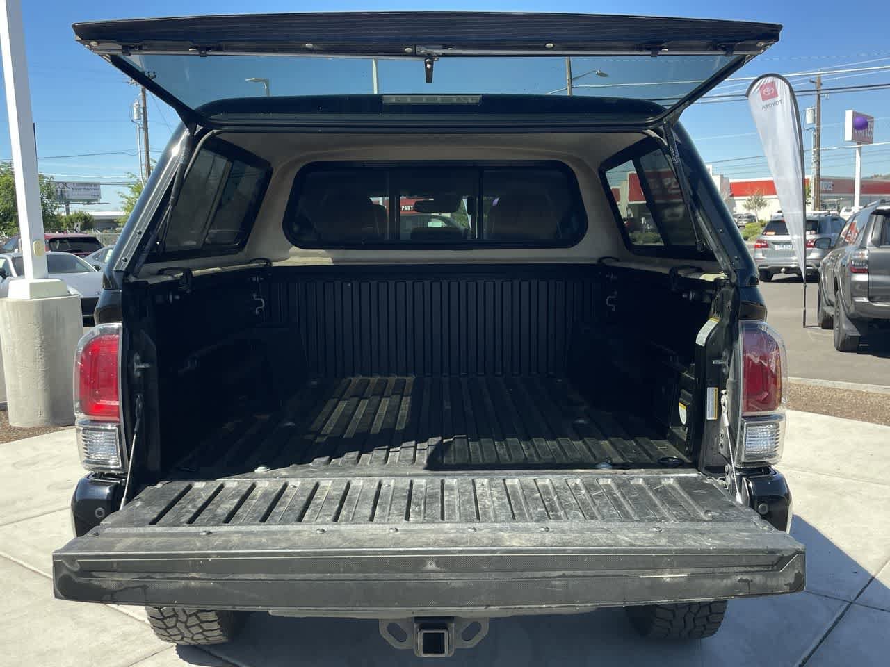 Thumbnail: 2020 Toyota Tacoma - 6