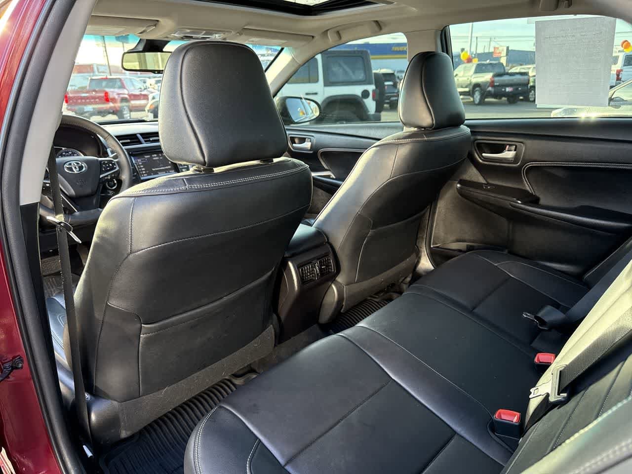 Thumbnail: 2017 Toyota Camry - 13