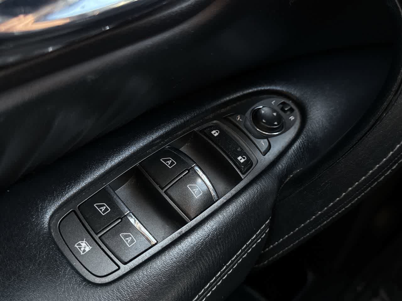 Thumbnail: 2017 Nissan Armada - 23