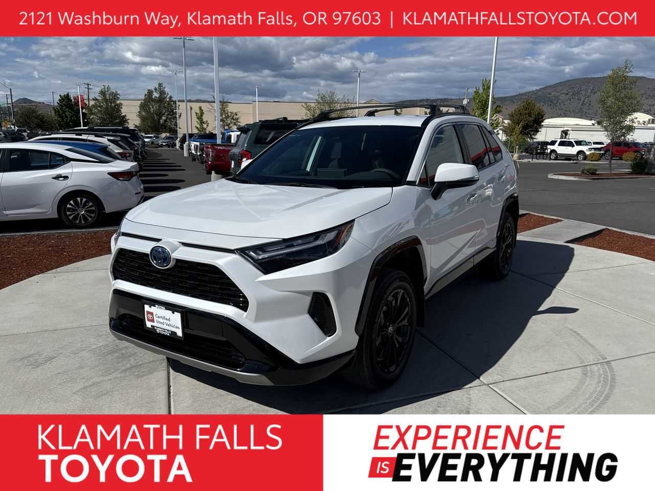 2023 Toyota RAV4 Hybrid SE AWD's photo