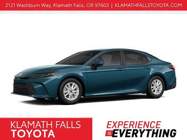 2026 Toyota Camry LE's photo