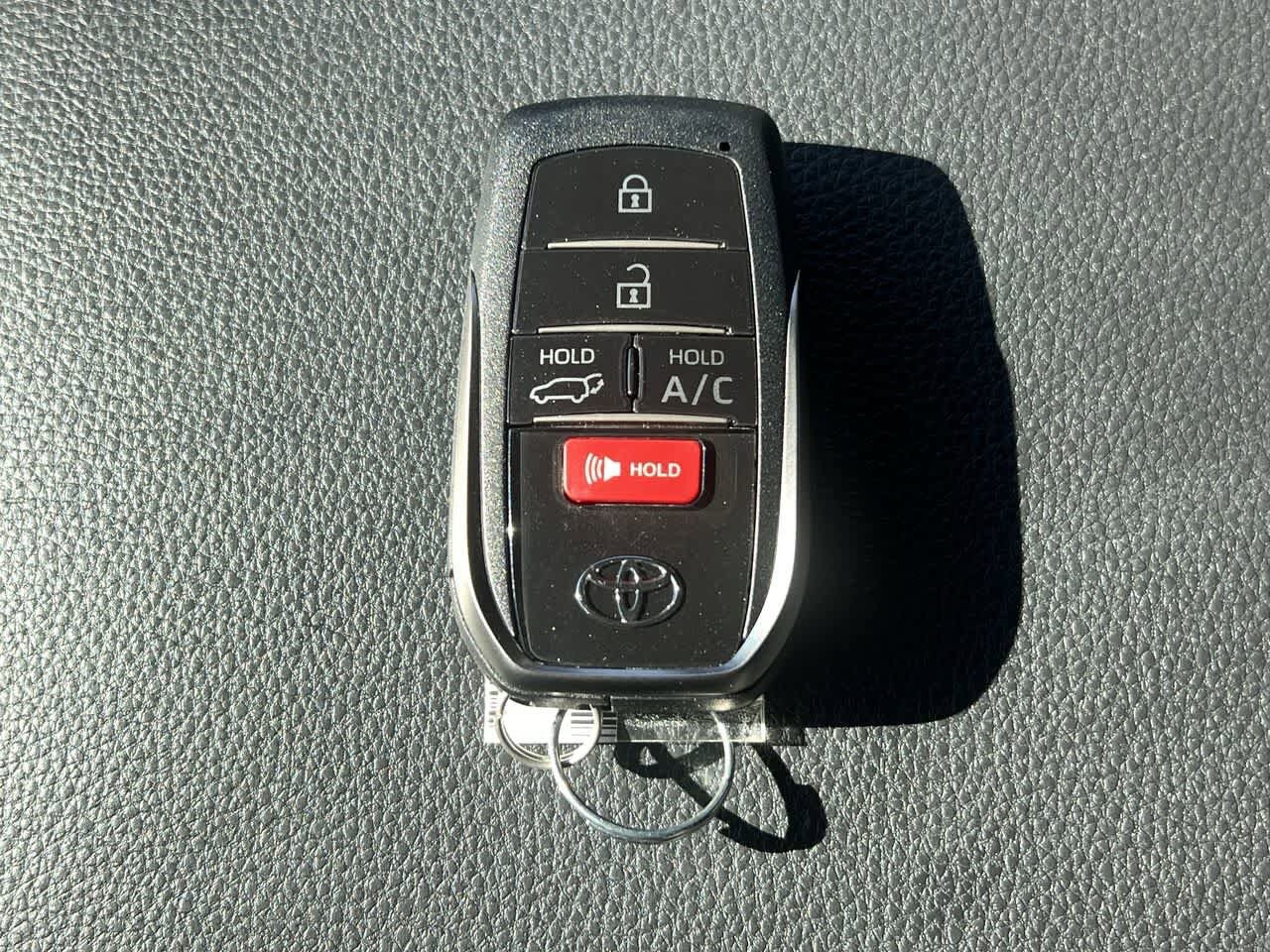 2024 Toyota RAV4 Prime SE 24