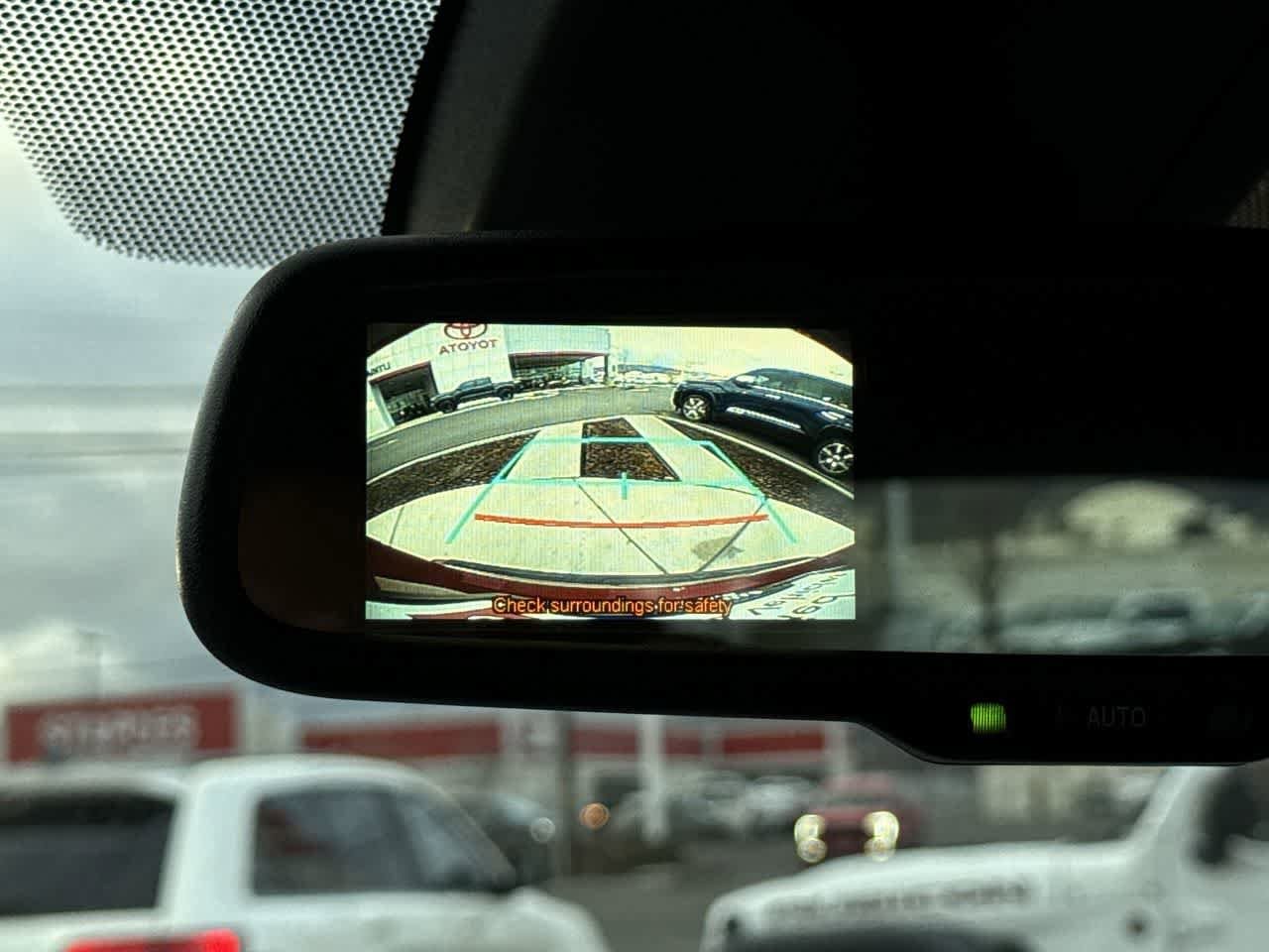 Thumbnail: 2018 Toyota C-HR - 19