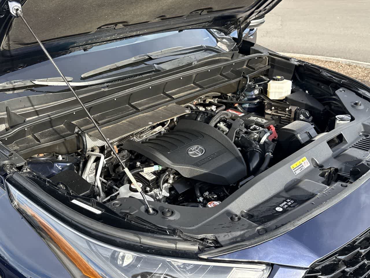 Thumbnail: 2023 Toyota Highlander - 7