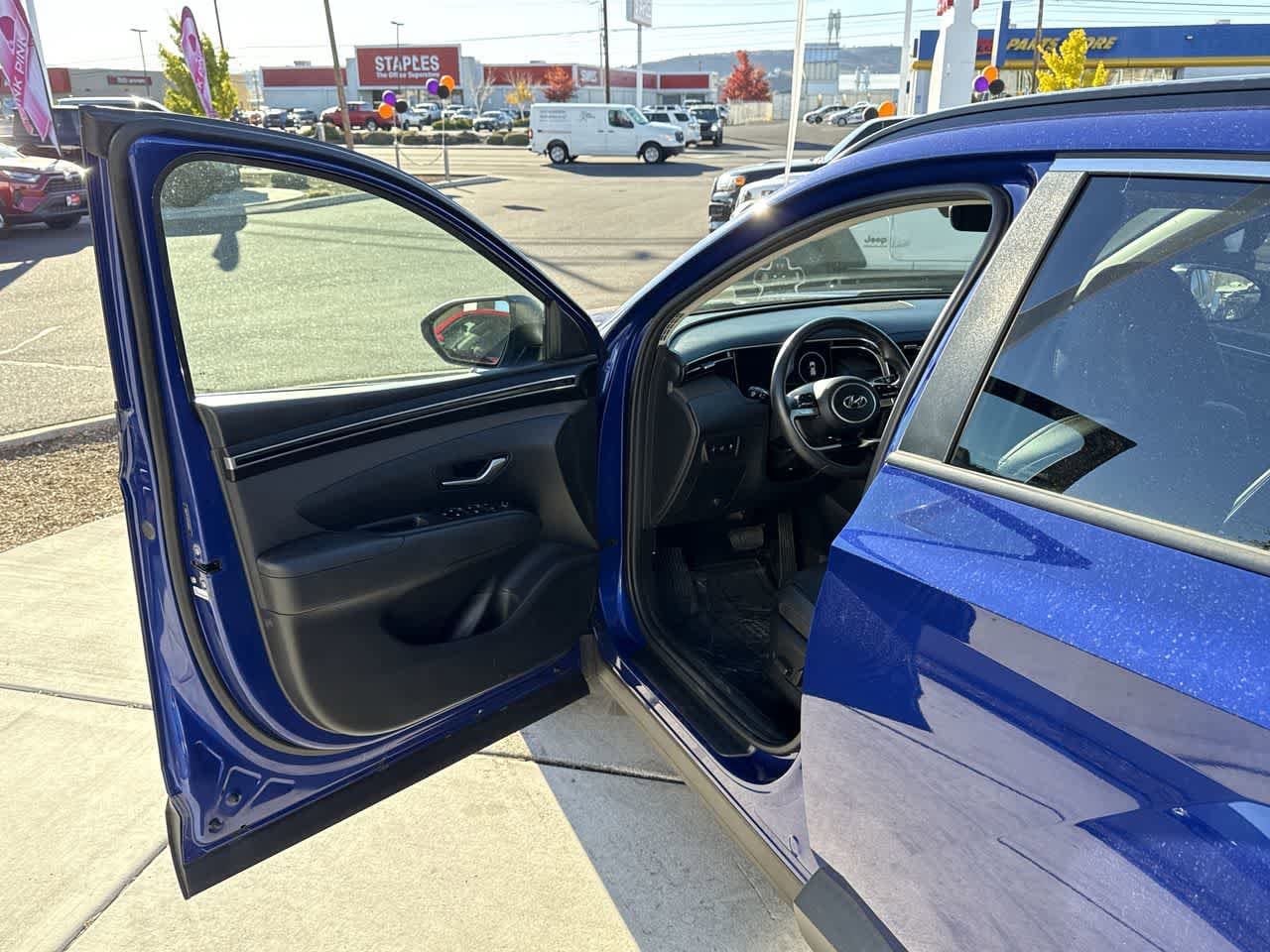 Thumbnail: 2023 Hyundai Tucson - 10