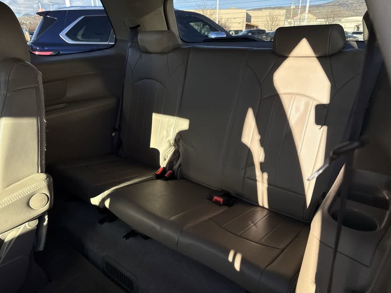 Thumbnail: 2014 GMC Acadia - 13