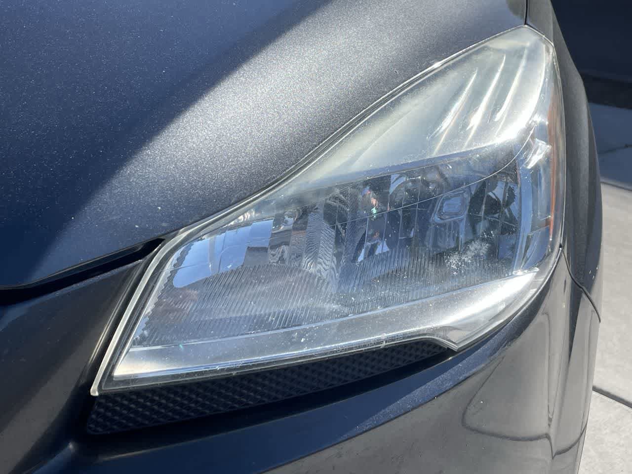 Thumbnail: 2015 Ford Escape - 25