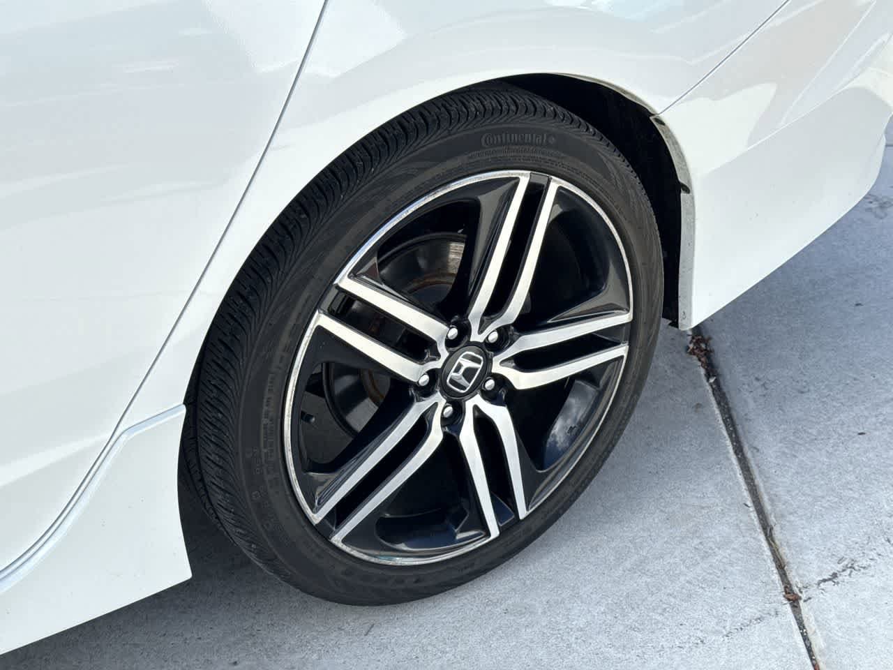 Thumbnail: 2017 Honda Accord - 8