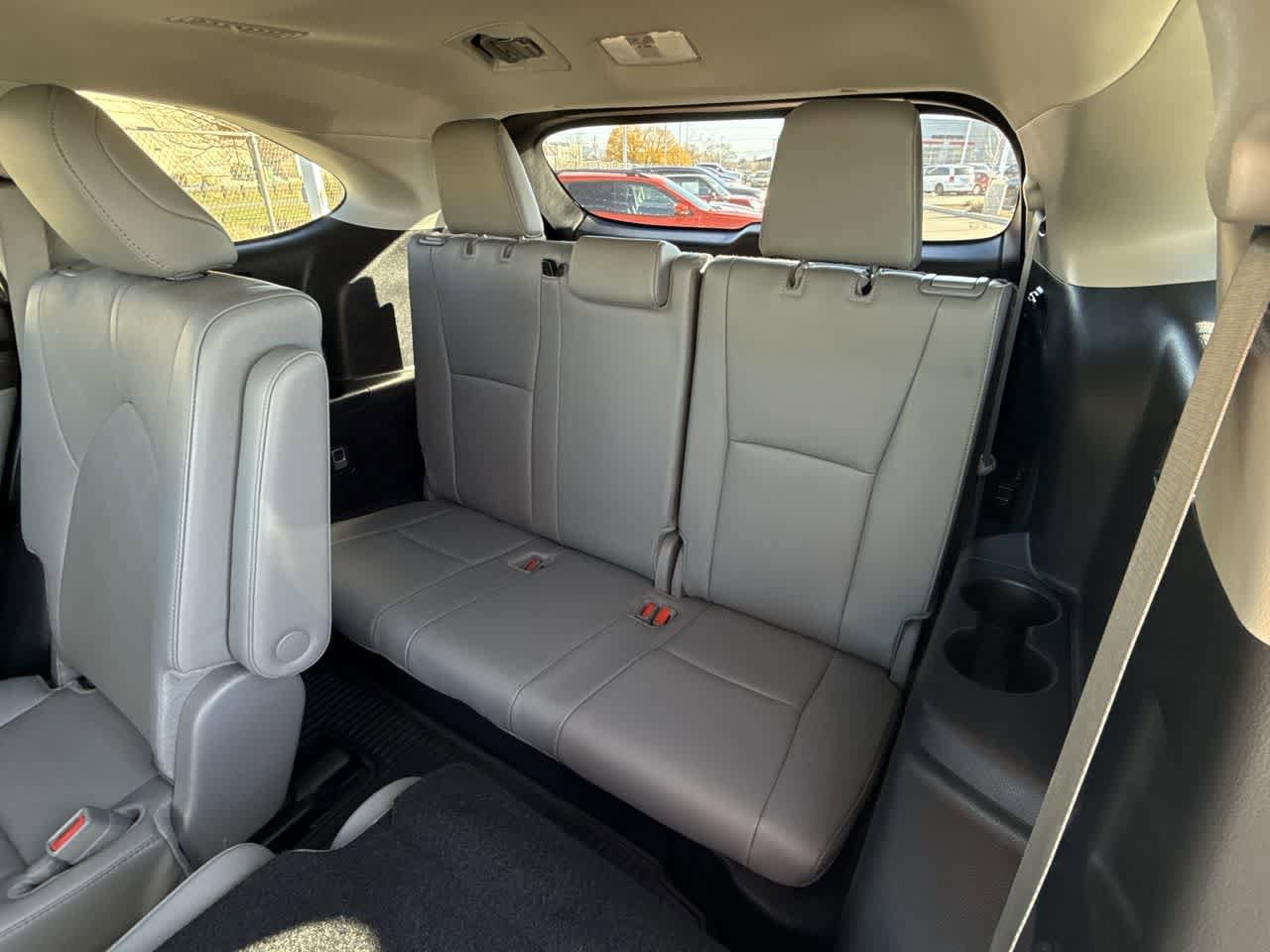 Thumbnail: 2024 Toyota Highlander - 13