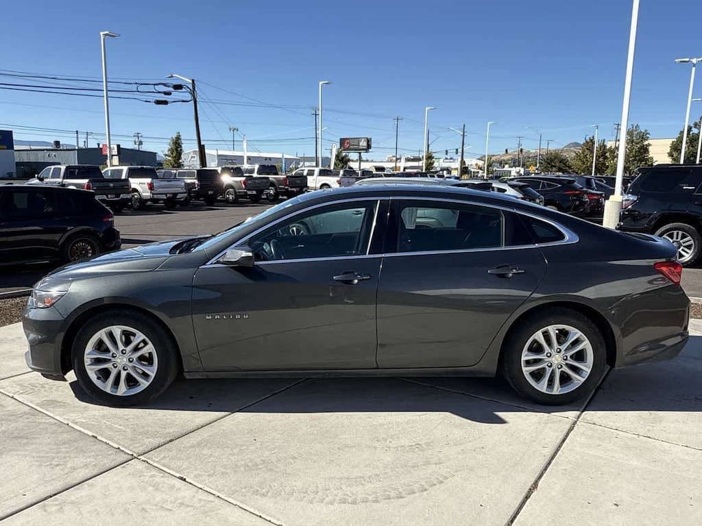 Used 2018 Chevrolet Malibu LT Sedan
