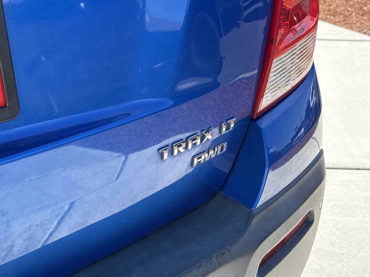 Thumbnail: 2016 Chevrolet Trax - 9