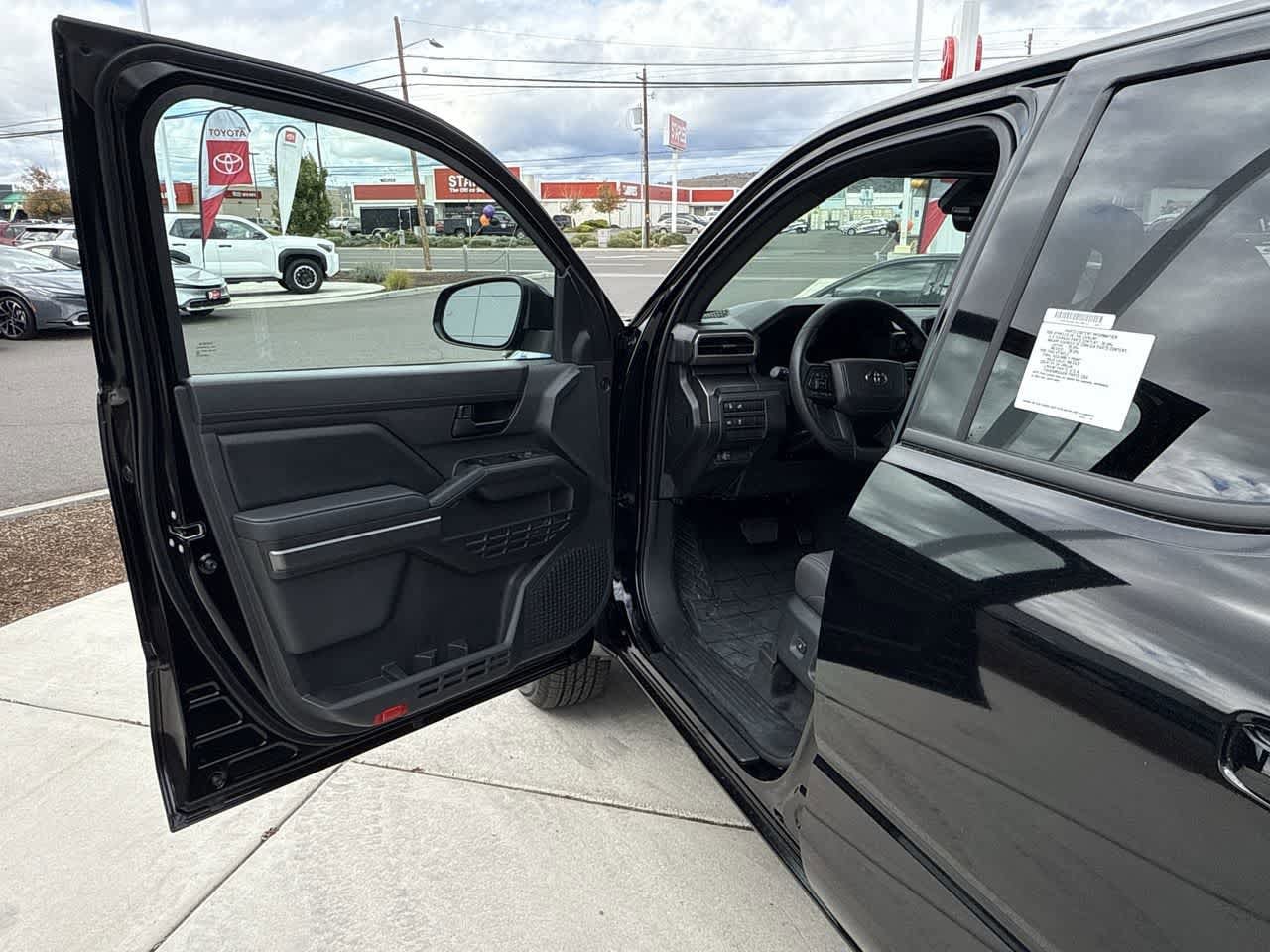 Thumbnail: 2025 Toyota Tacoma - 10