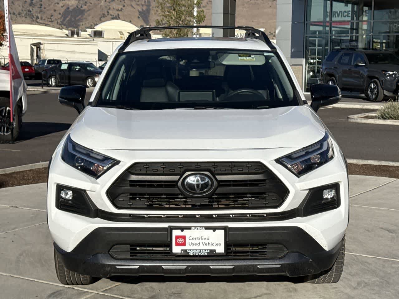 Thumbnail: 2022 Toyota RAV4 - 3