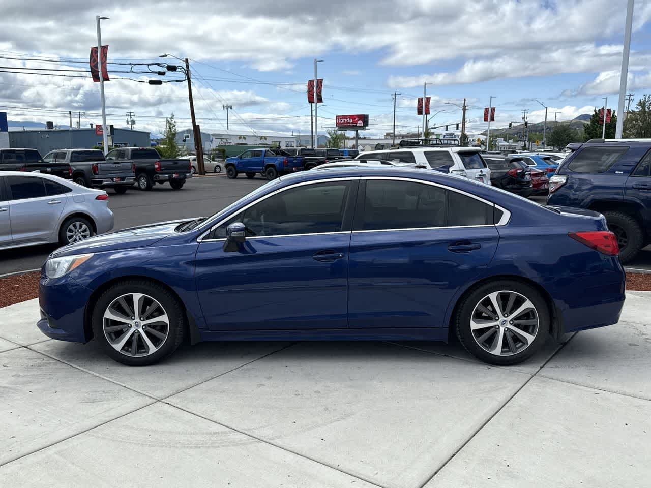 Thumbnail: 2017 Subaru Legacy - 2