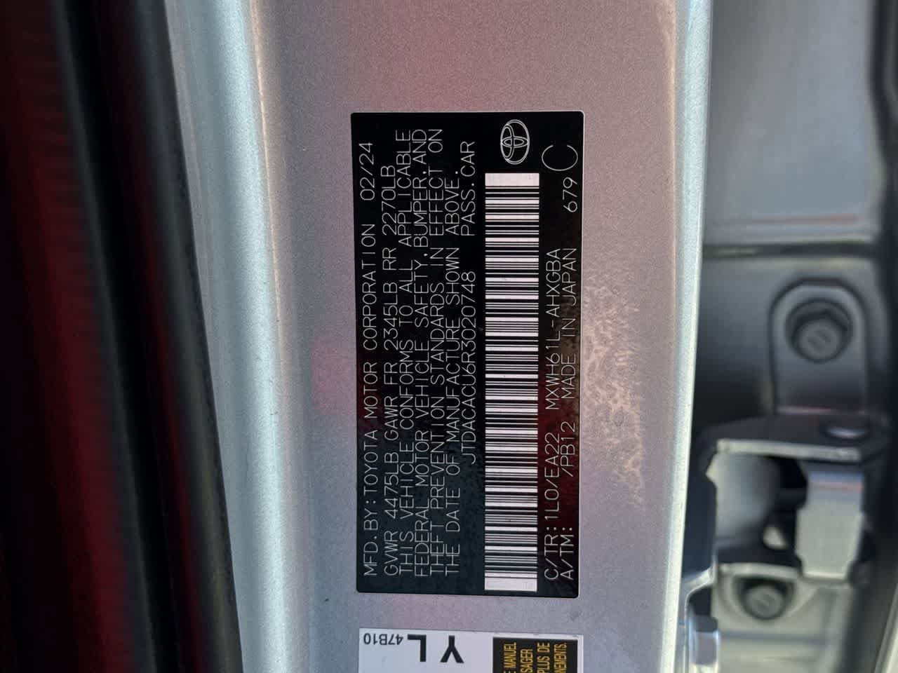 Thumbnail: 2024 Toyota Prius Prime - 24