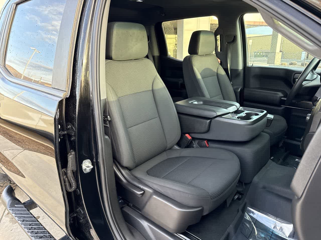 Thumbnail: 2021 Chevrolet Silverado 1500 - 14