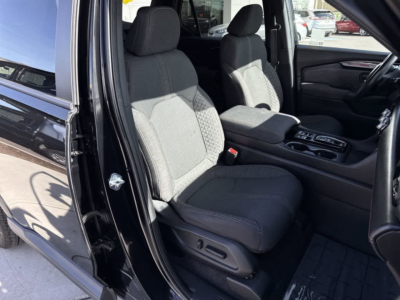 Thumbnail: 2023 Honda Pilot - 15