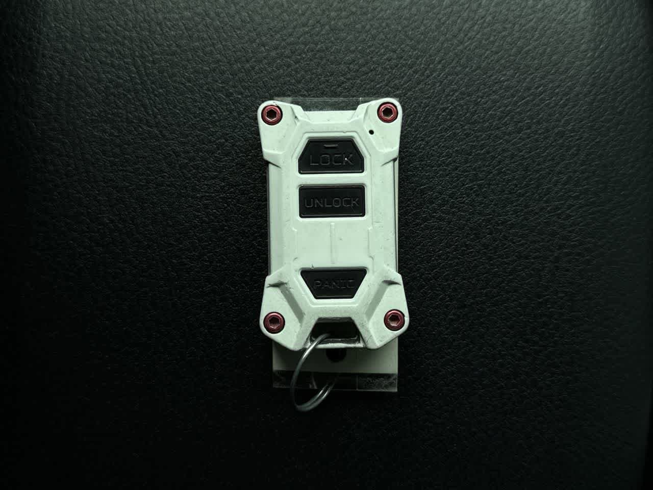 Thumbnail: 2020 Toyota Tacoma - 23