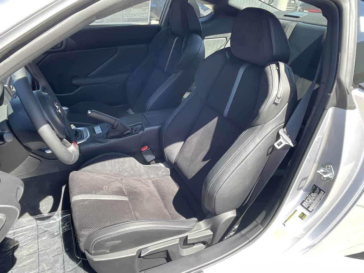 Thumbnail: 2025 Toyota GR86 - 11