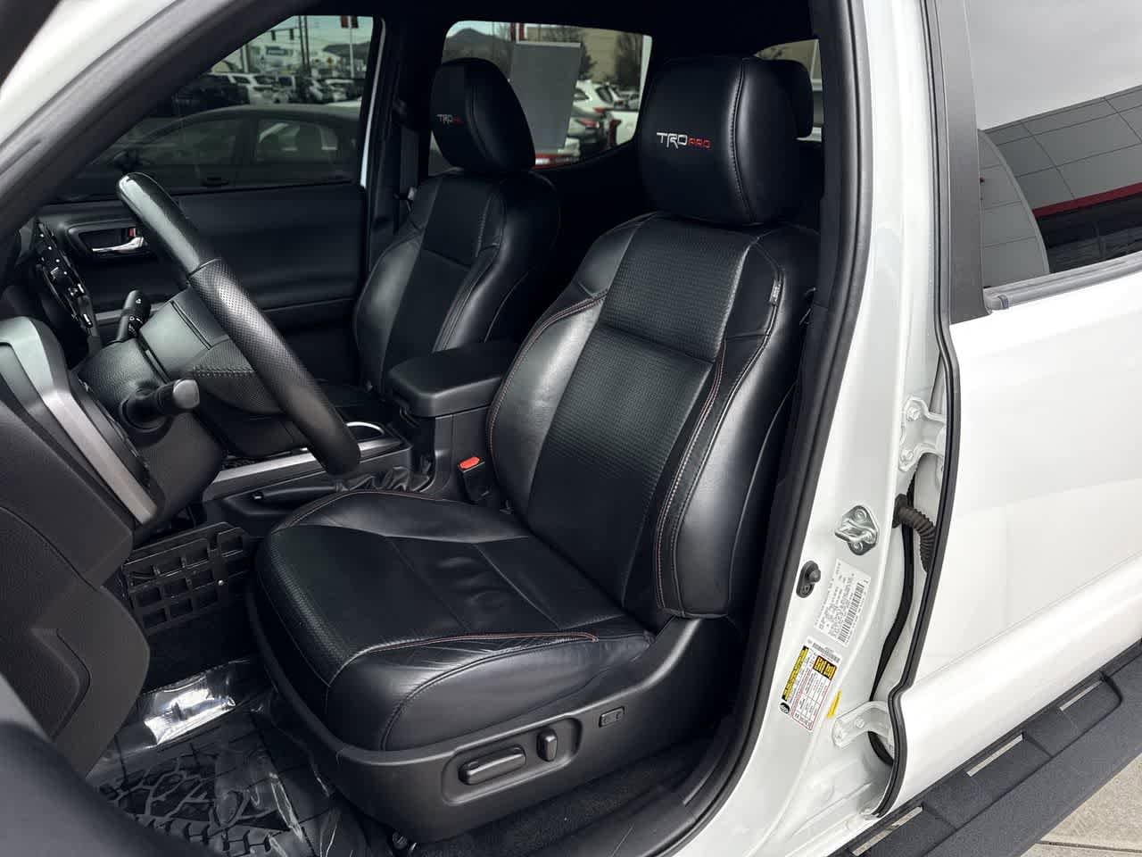 Thumbnail: 2020 Toyota Tacoma - 11