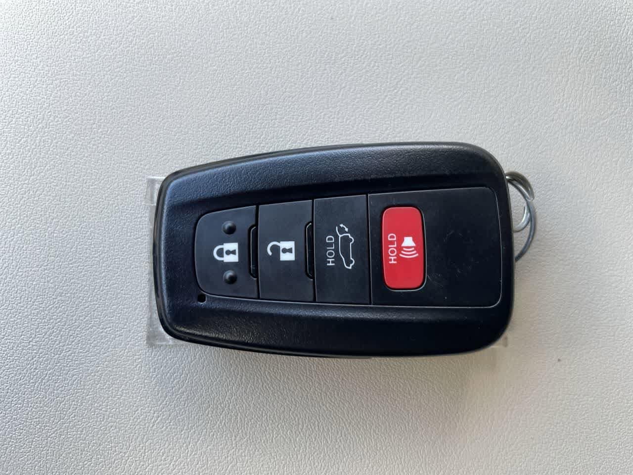 Thumbnail: 2023 Toyota Highlander - 26