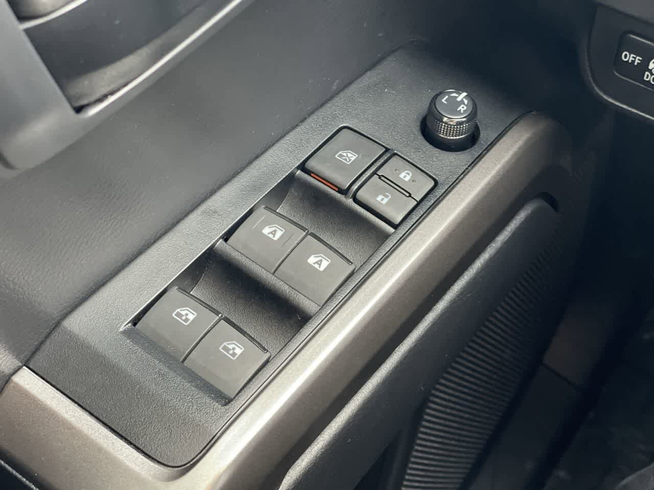 Thumbnail: 2023 Toyota Tacoma - 25