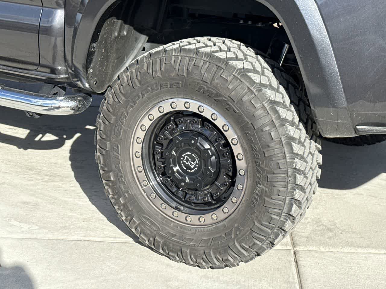 Thumbnail: 2023 Toyota Tacoma - 8