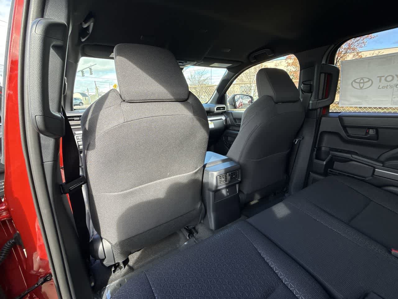 Thumbnail: 2025 Toyota 4Runner - 13