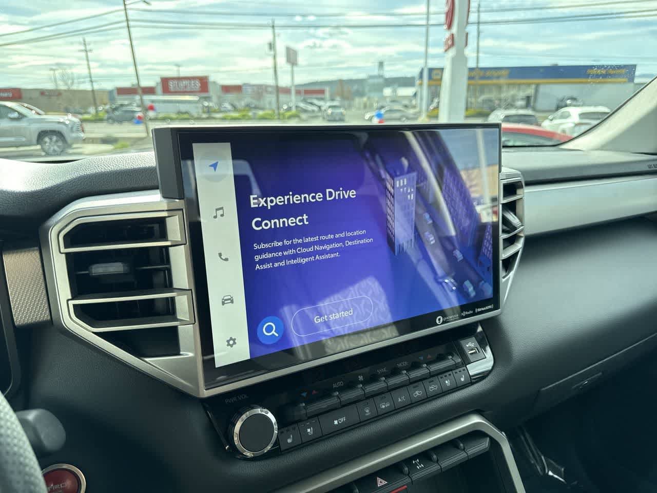 Thumbnail: 2024 Toyota Tundra - 18