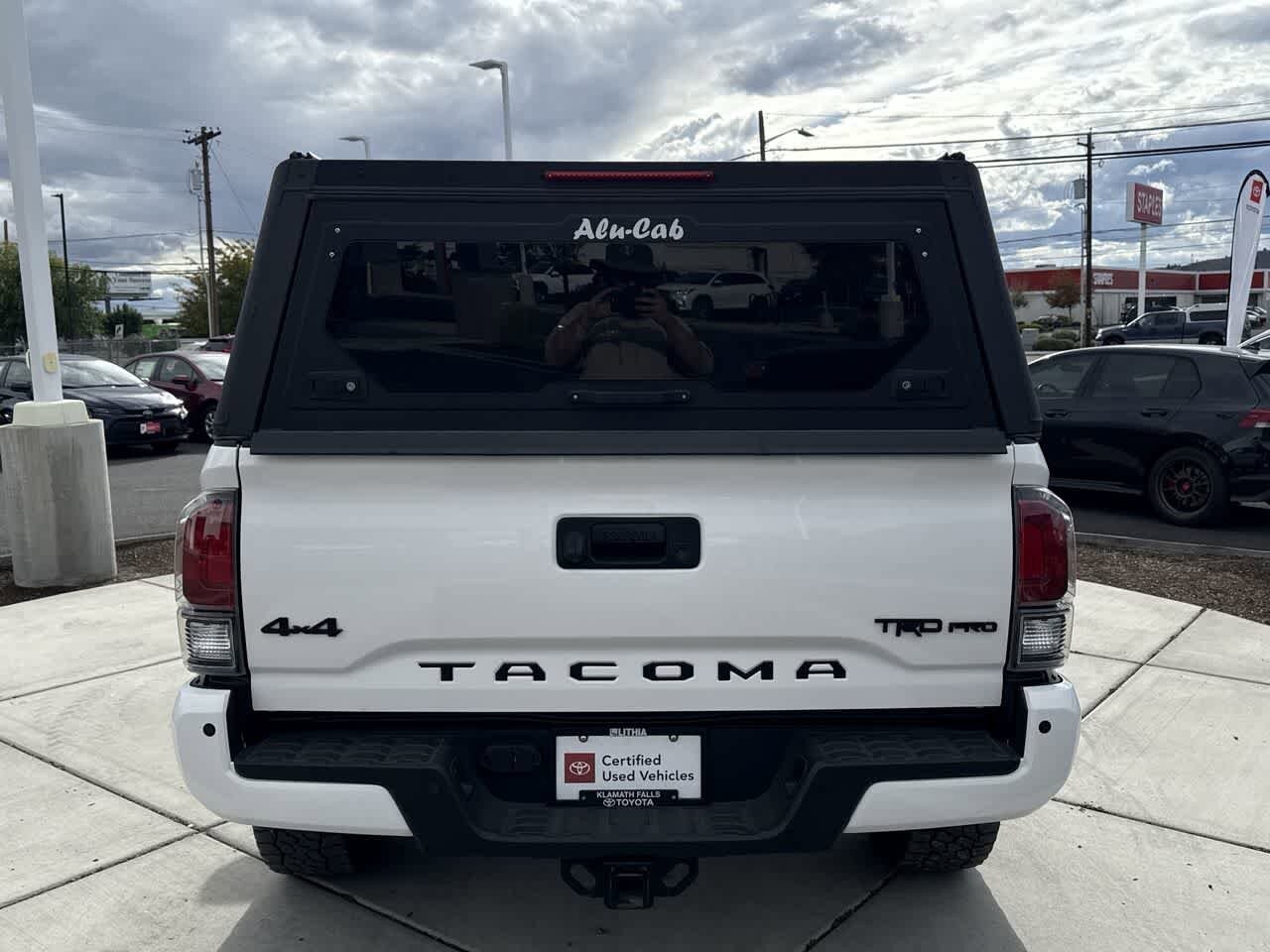 2023 Toyota Tacoma TRD Pro V6 photo 4