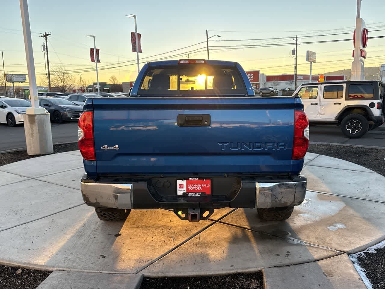 Thumbnail: 2016 Toyota Tundra - 4