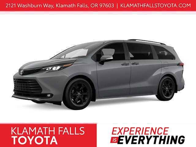2026 Toyota Sienna Woodland Edition Hybrid AWD's photo