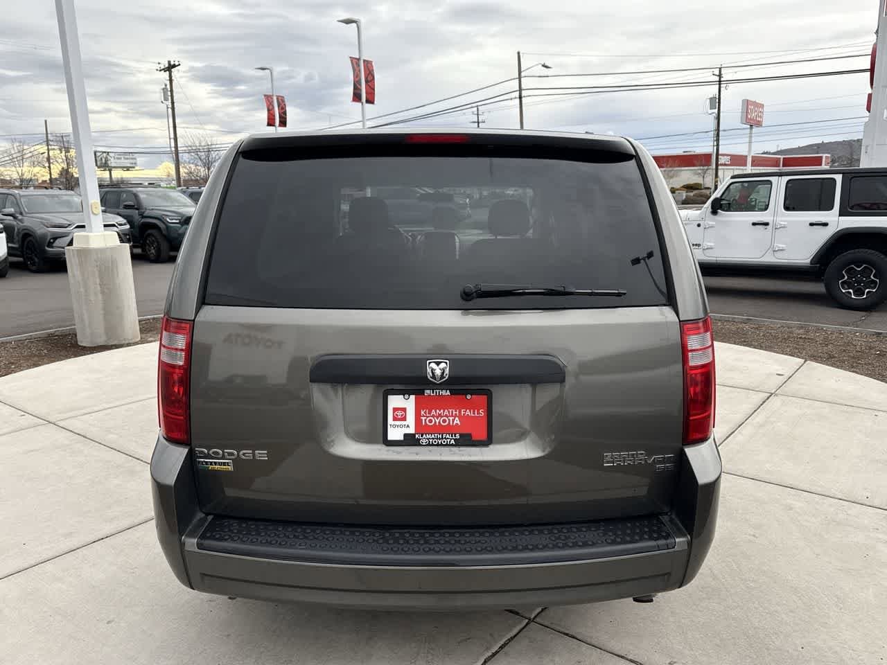 Thumbnail: 2010 Dodge Grand Caravan - 4