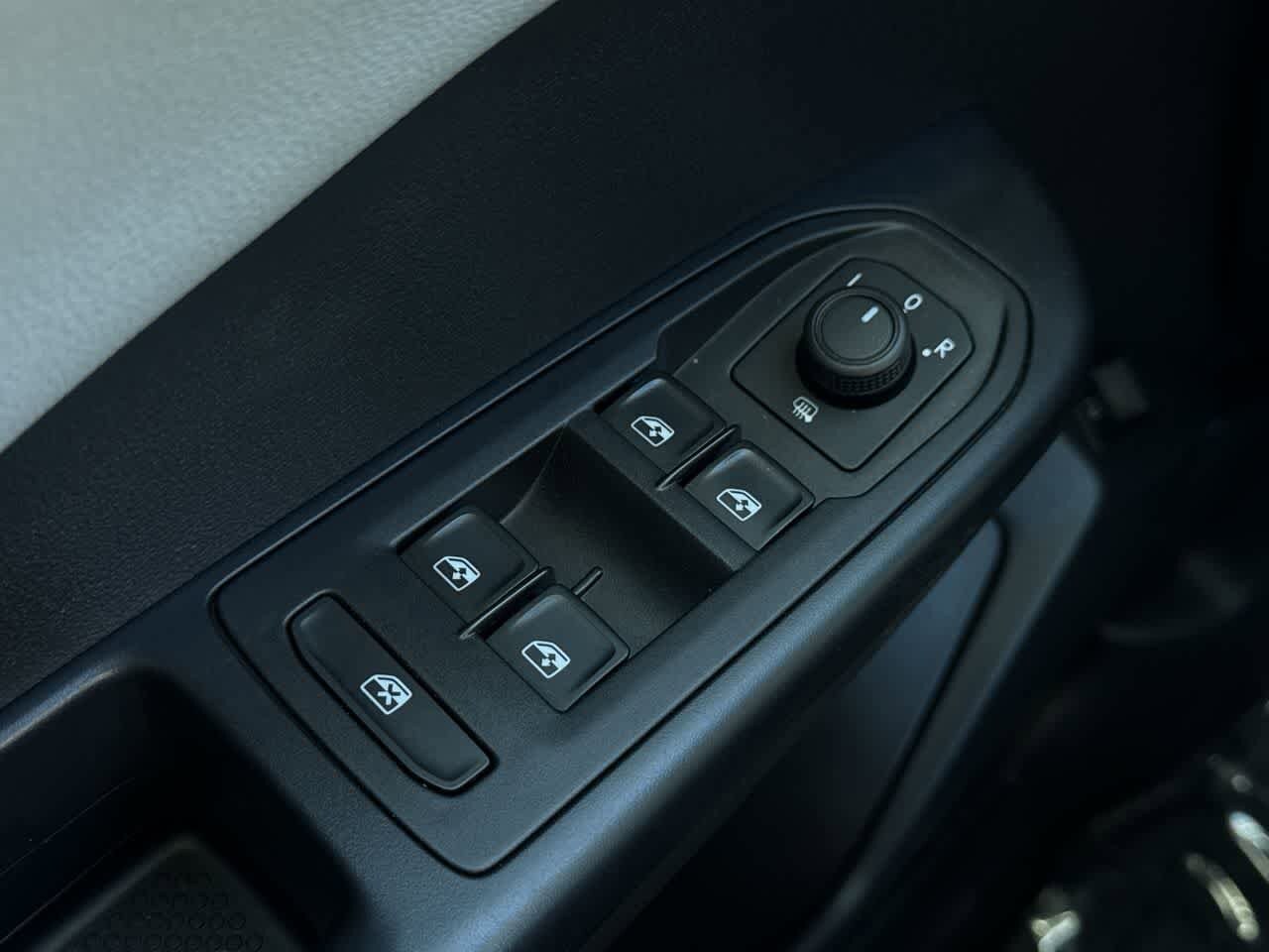 Thumbnail: 2022 Volkswagen Taos - 22