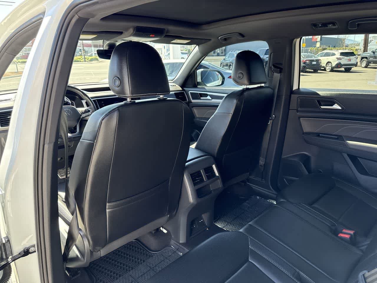 Thumbnail: 2021 Volkswagen Atlas - 13