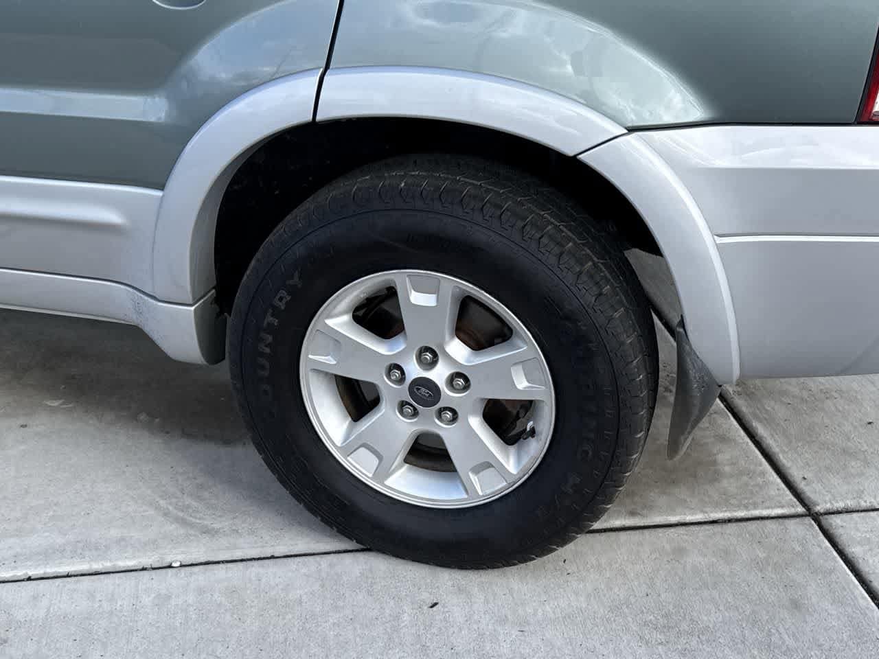 Thumbnail: 2006 Ford Escape - 8