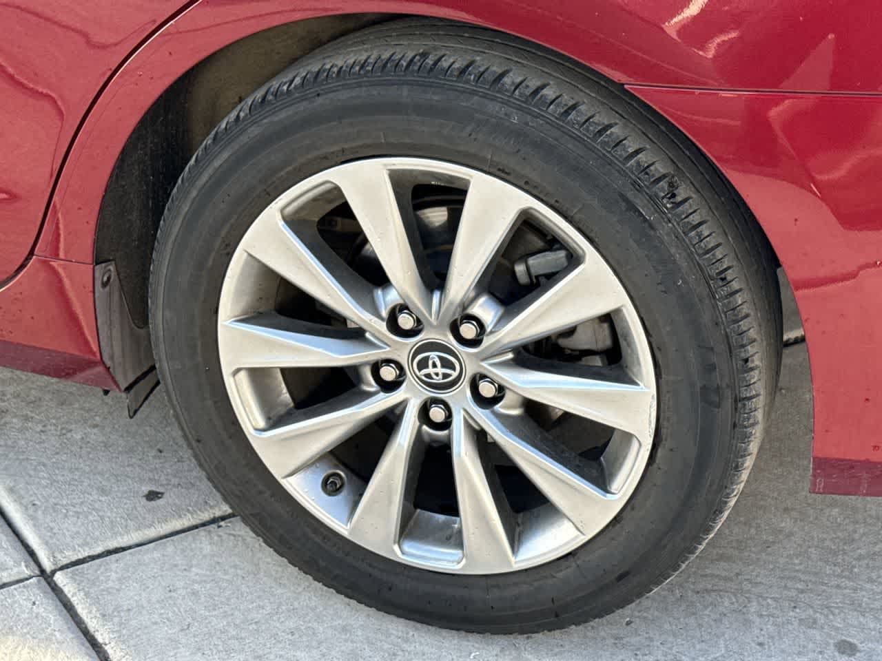 Thumbnail: 2017 Toyota Camry - 8