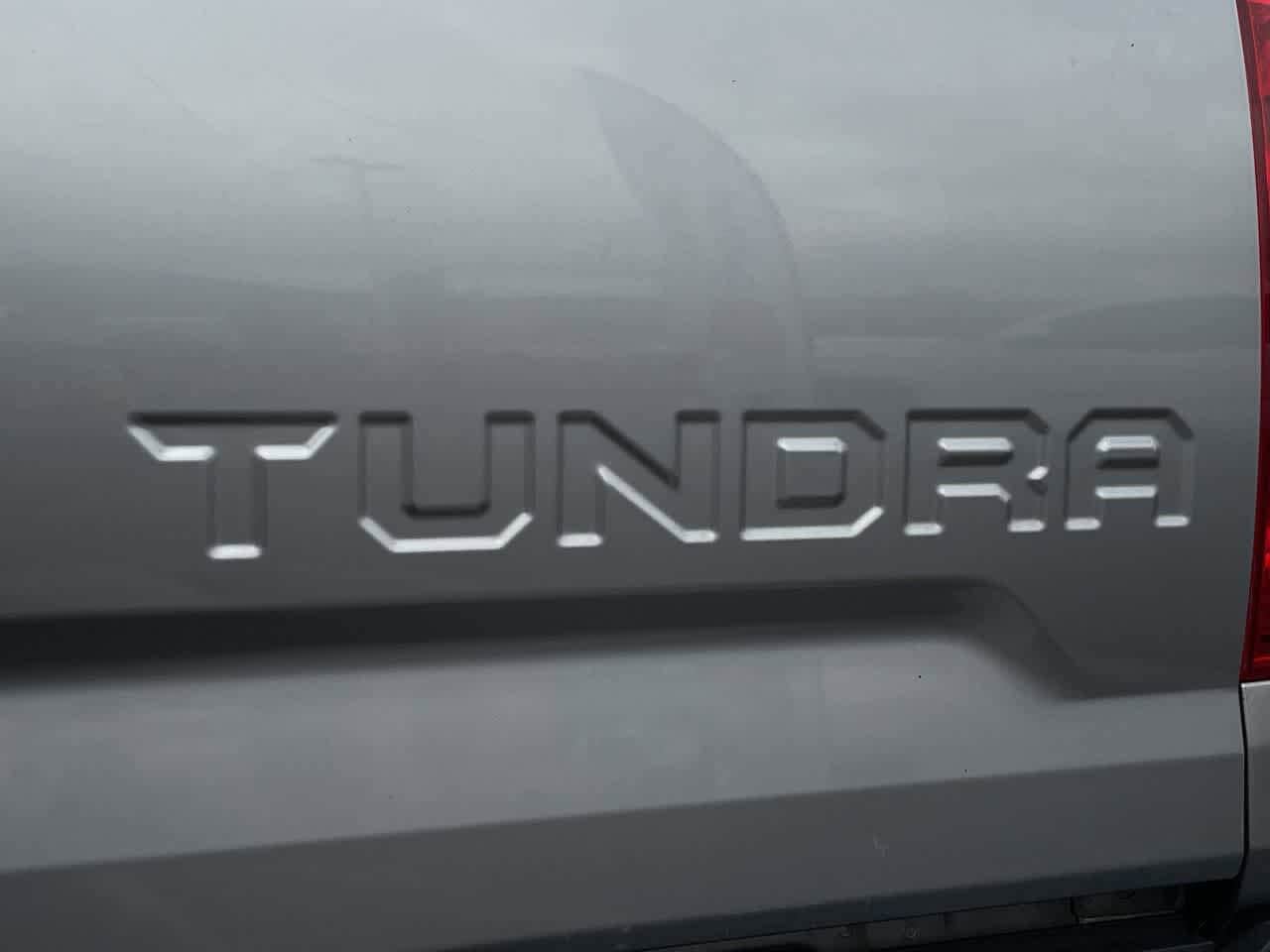 Thumbnail: 2014 Toyota Tundra - 9