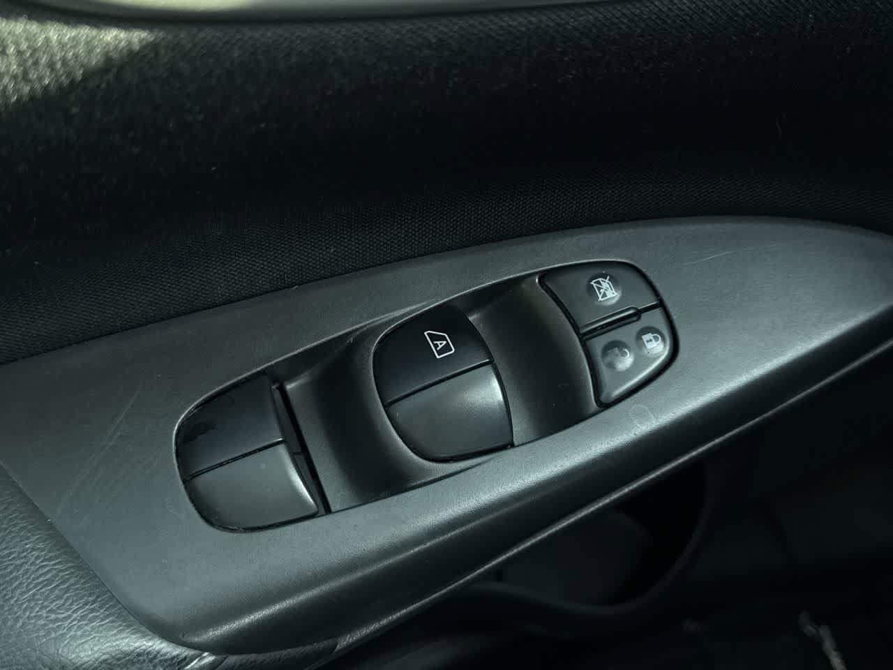 Thumbnail: 2019 Nissan Sentra - 22