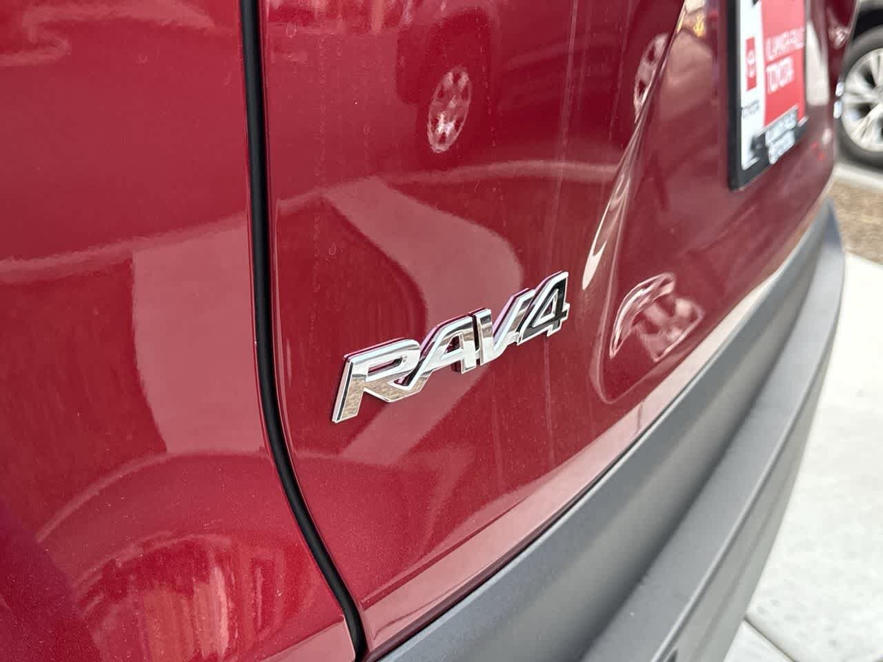 Thumbnail: 2025 Toyota RAV4 - 9