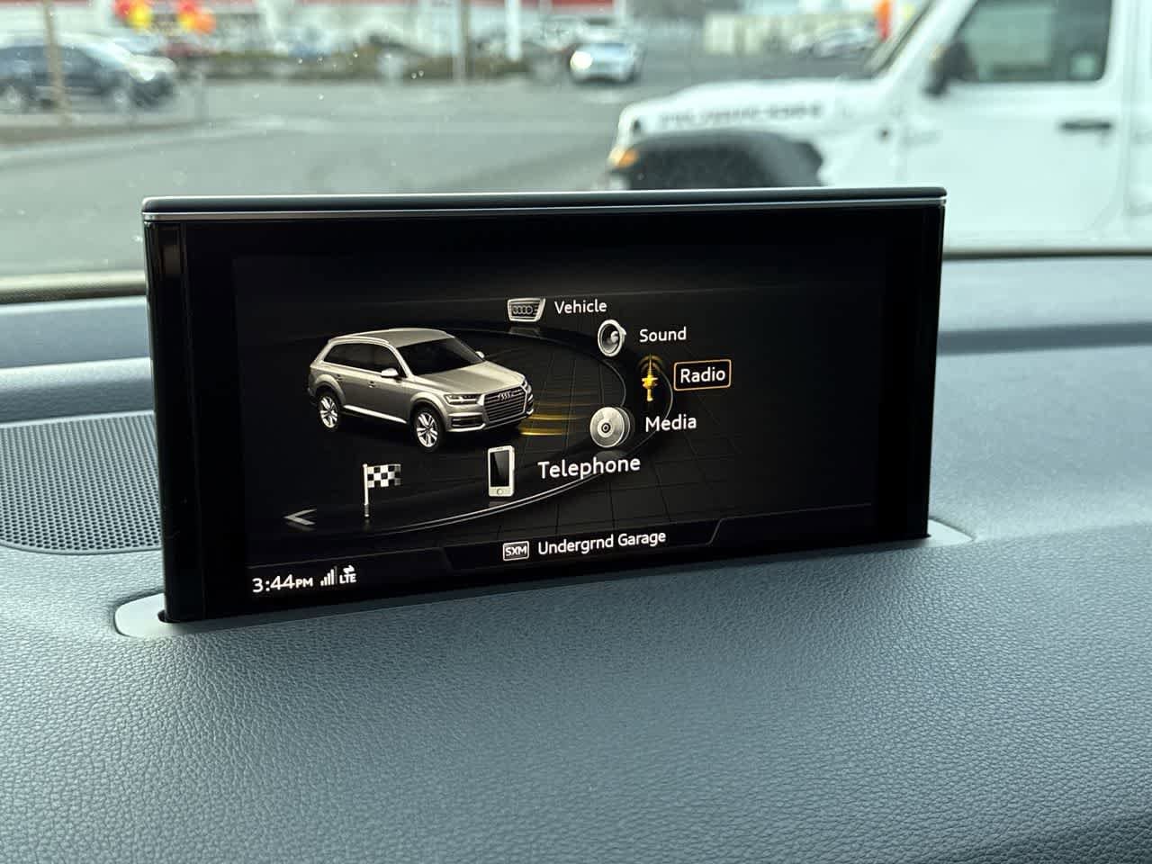 Thumbnail: 2019 Audi Q7 - 19