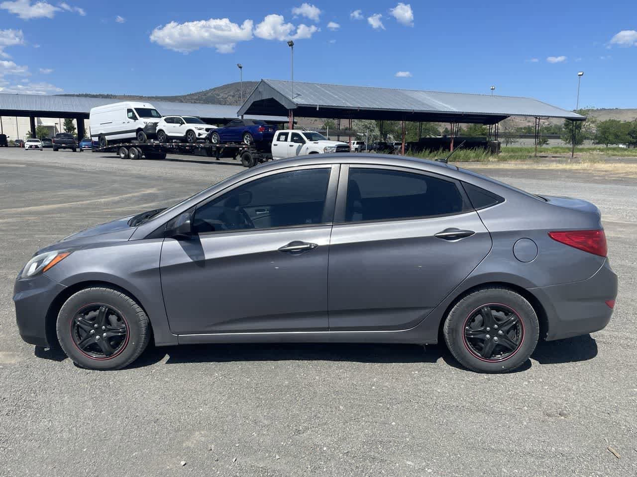 Thumbnail: 2014 Hyundai Accent - 3