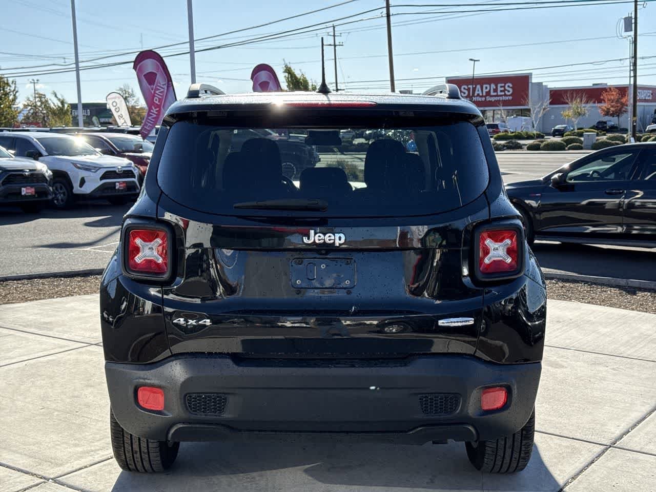 Thumbnail: 2017 Jeep Renegade - 4