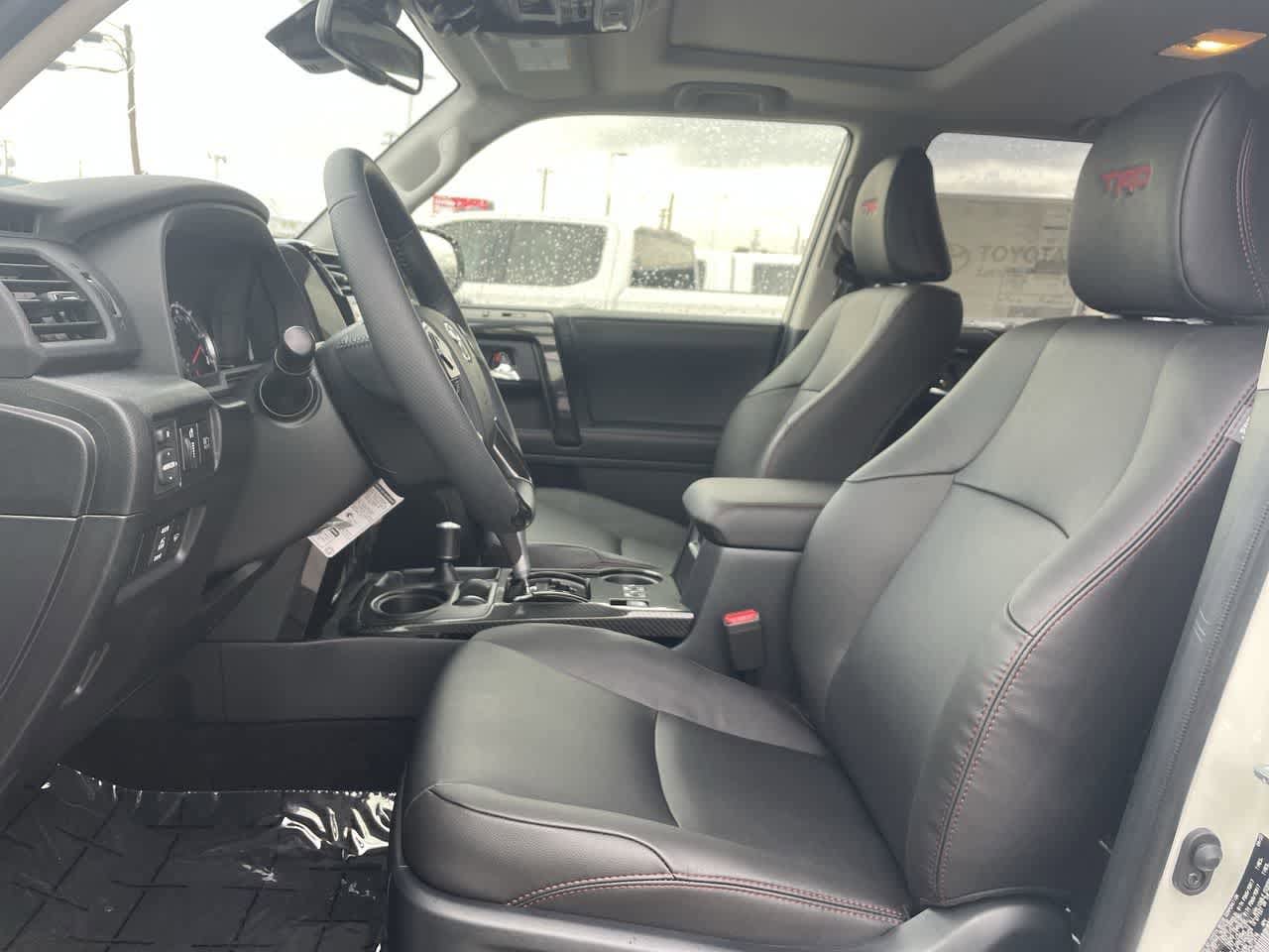 Thumbnail: 2023 Toyota 4Runner - 9